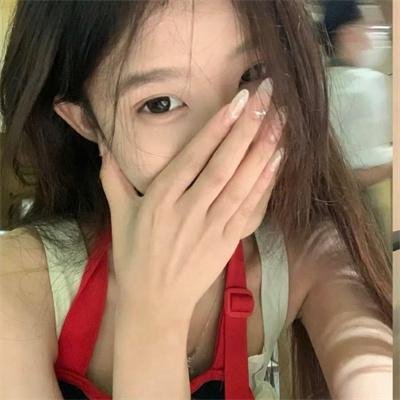 男性新娘子